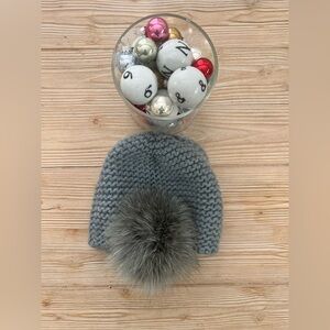 Inverni Blue Cashmere Beanie with Fur Pom